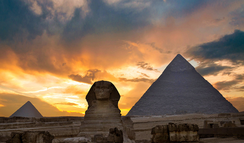 Piramidi di Giza e Sfinge