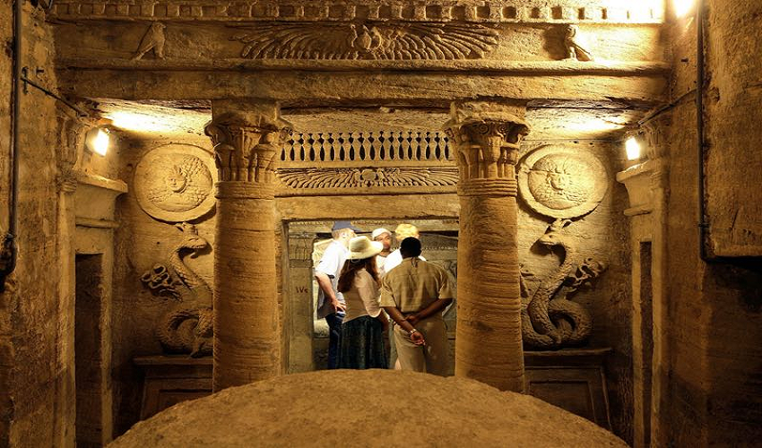 Catacombe d Kom Shoqafa